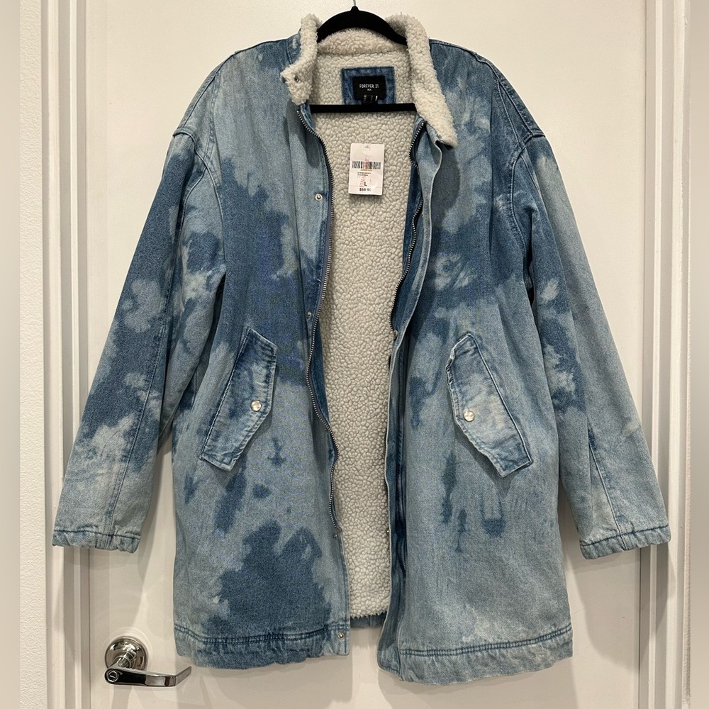 Forever 21 Men’s Sherpa Lined Oversized Denim Zip-up Jacket